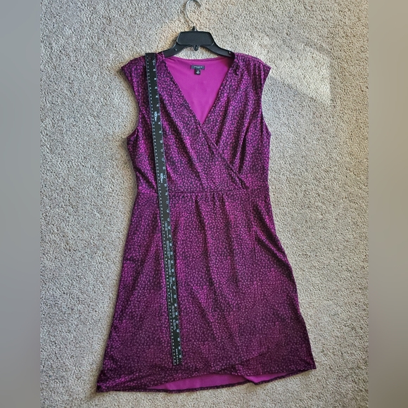 Ann Taylor Sleeveless Wrap Like Purple and Black Print Dress Size 10 - Picture 6 of 10